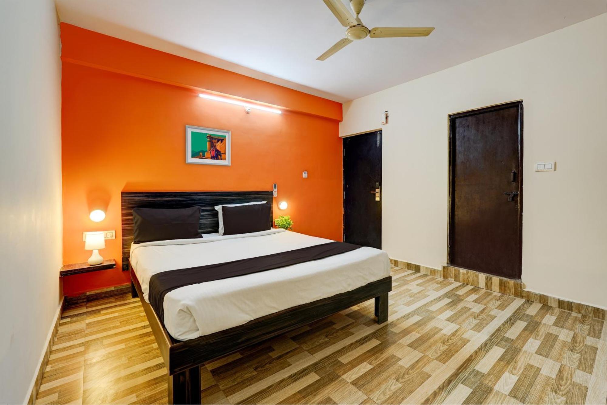 Oyo Pmr Elitestay Hotel Near Ascendas Park Square Mall Bangalore Bagian luar foto