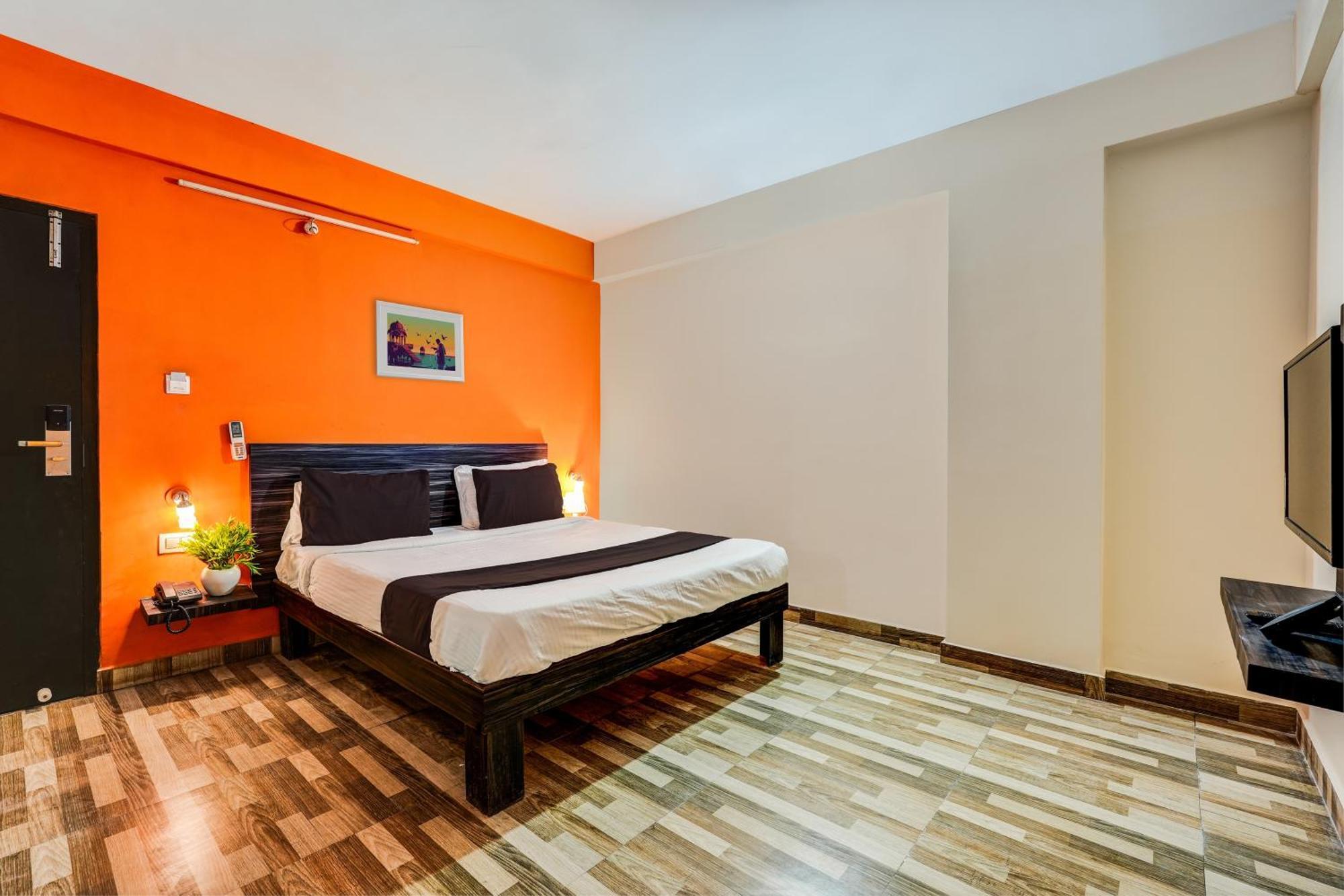 Oyo Pmr Elitestay Hotel Near Ascendas Park Square Mall Bangalore Bagian luar foto